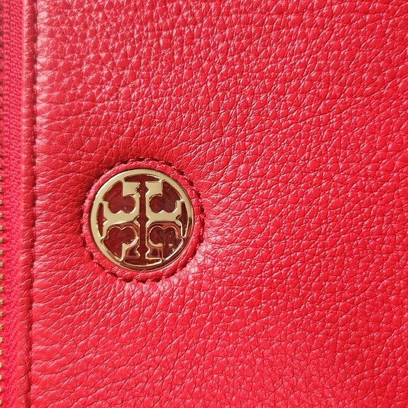 Tory Burch Brody Pebbled Wallet Crossbody Bag brand new without tags 🔥🔥 SOLD ‼ - Picture 8 of 8